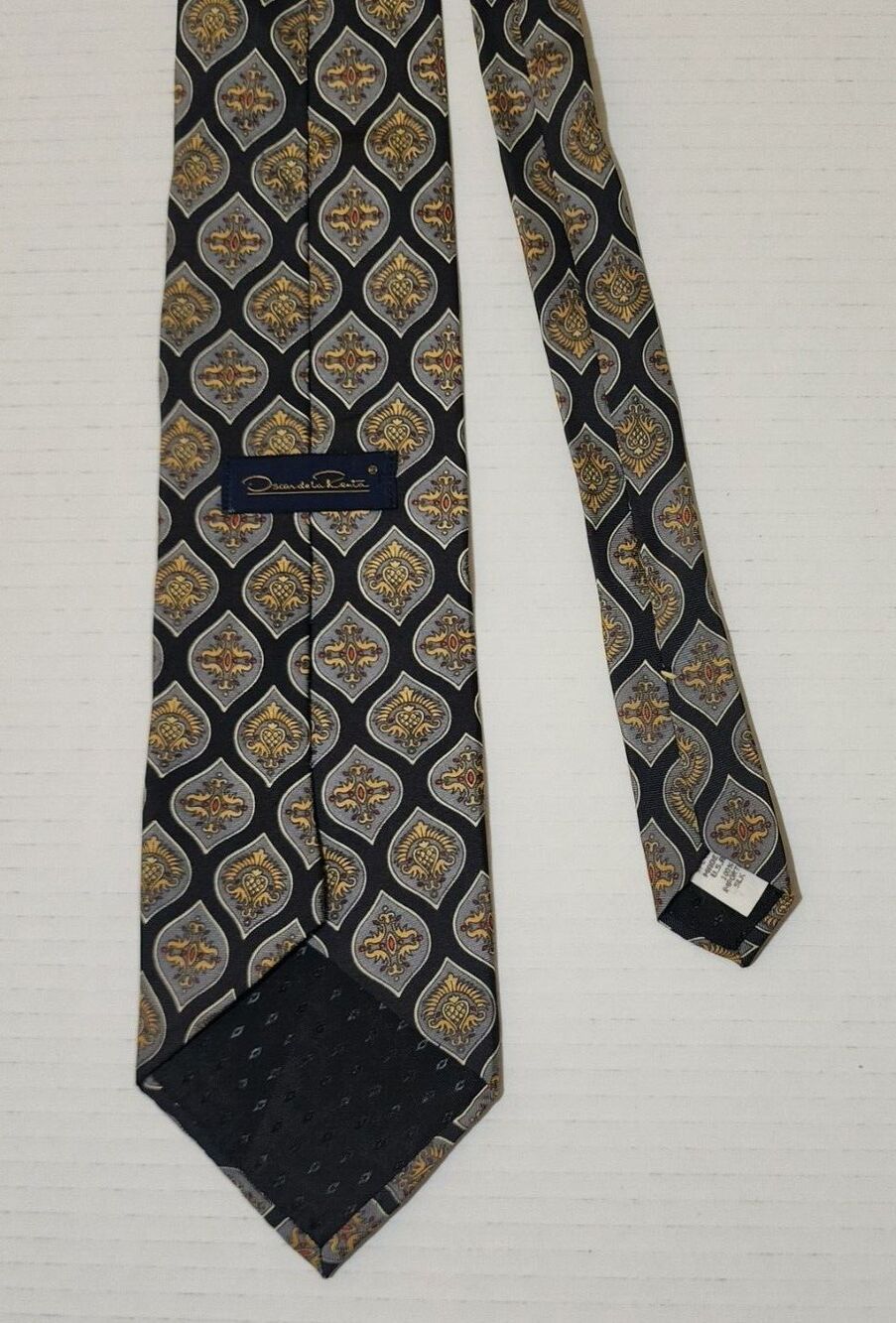 Oscar de la Renta Made in USA Mens Silk Tie 4"x56" Blue Grey Yellow Medallion - Picture 3 of 6